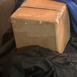 Mystery box (christmas)